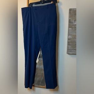 Van Heusen AR breathable dress pants 38x32 navy blue